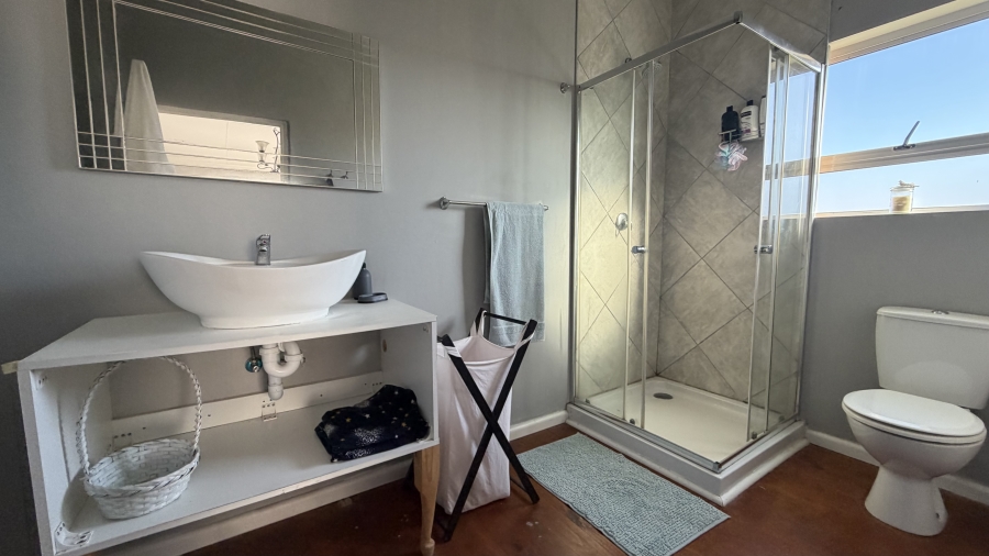 4 Bedroom Property for Sale in Kleinkrantz Western Cape